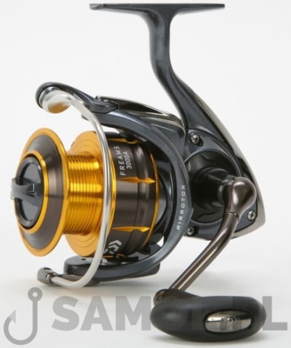 KOŁOWROTEK DAIWA FREAMS 4000A.jpg